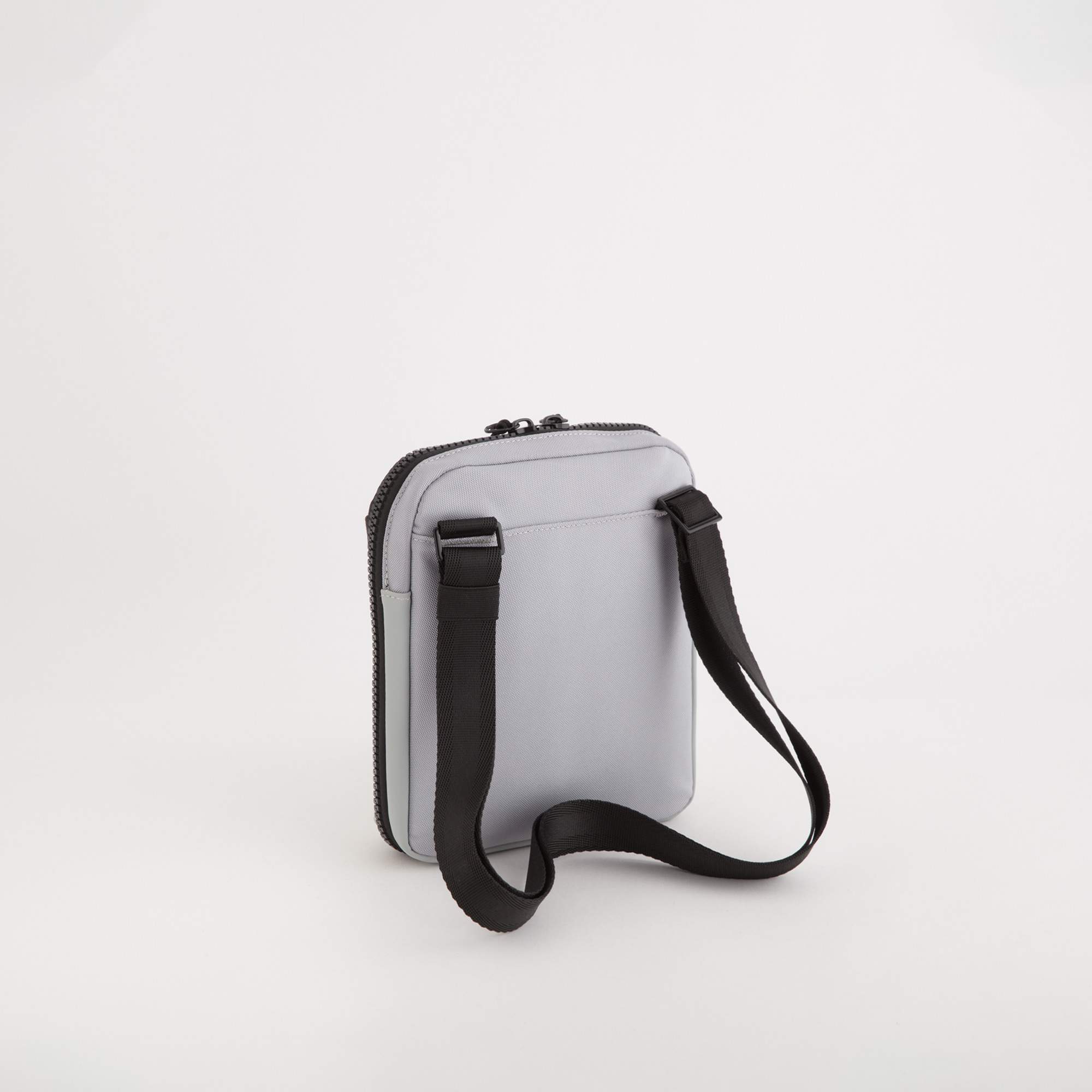 https://www.brendo.rs/images/products/big/25479.jpg